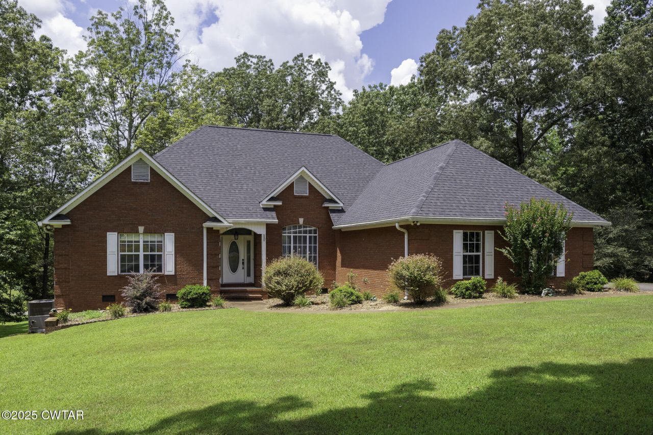 615 Hidden Hills Circle, Lexington, TN 38351 Main Photo