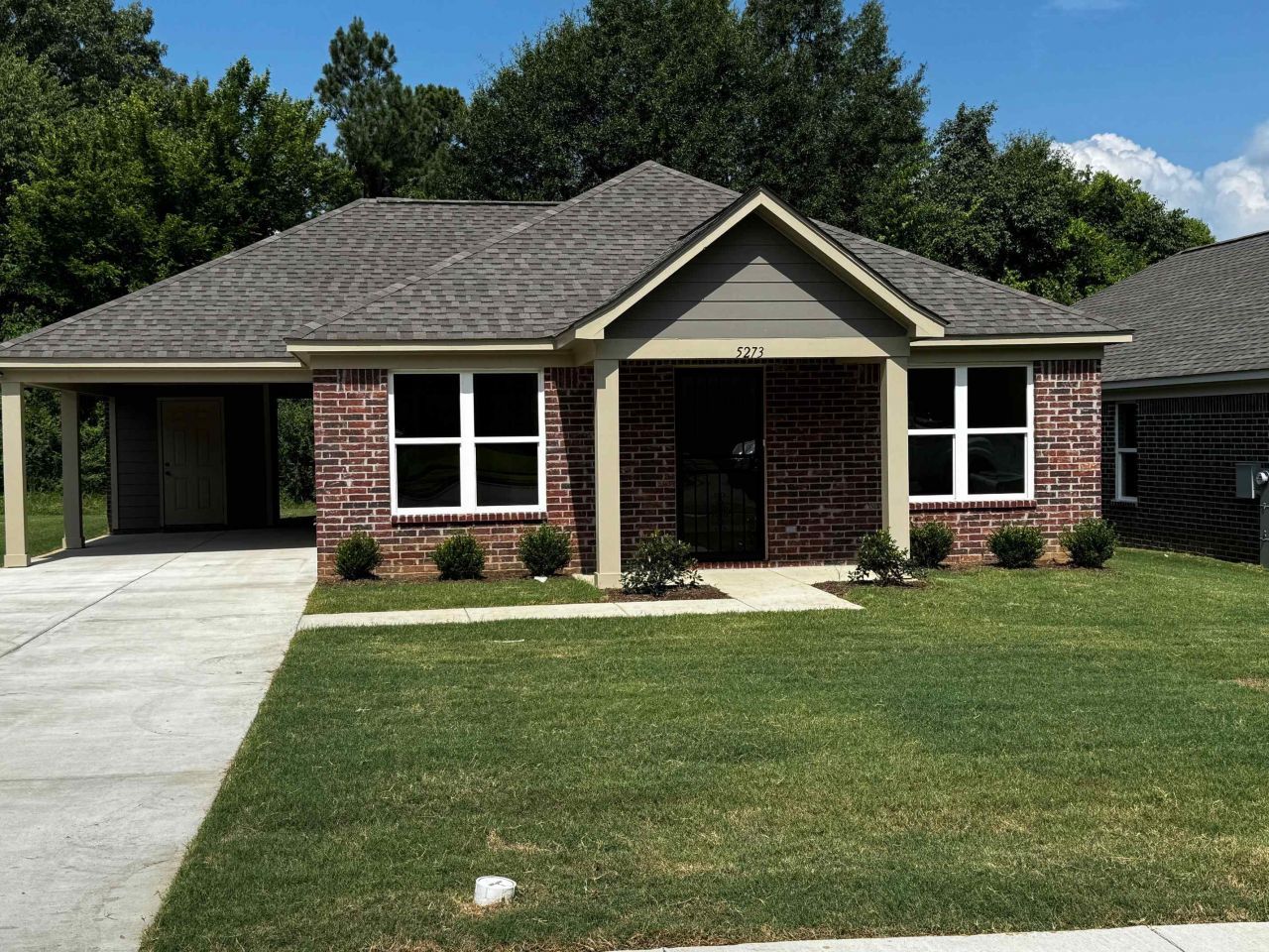 5273 Zodiac Rd, Memphis, TN 38118 Main Photo