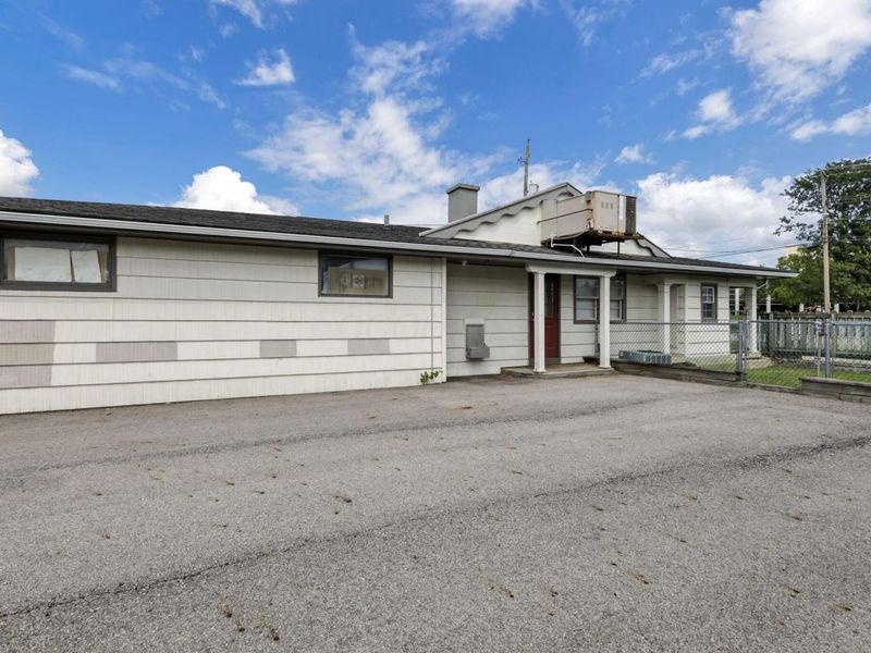 1311 W Main Street, Newark, OH 43055 Photo 32