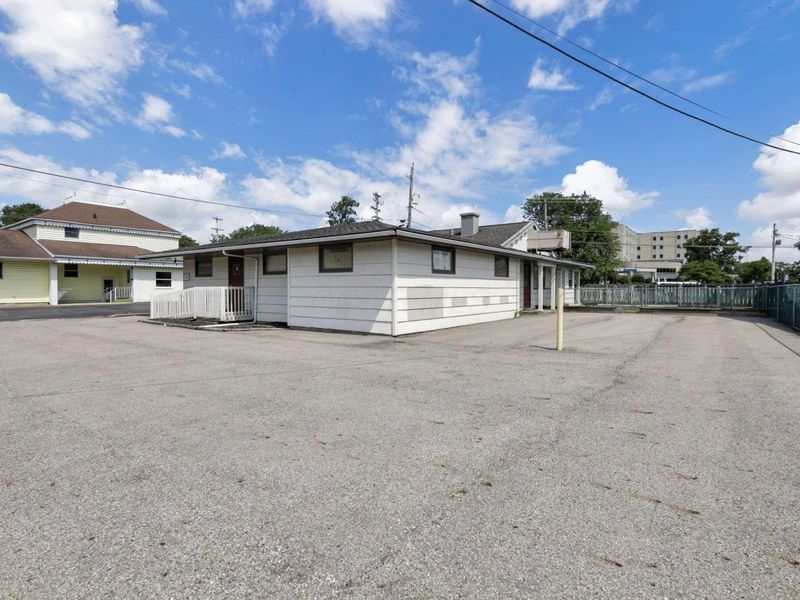 1311 W Main Street, Newark, OH 43055 Photo 33