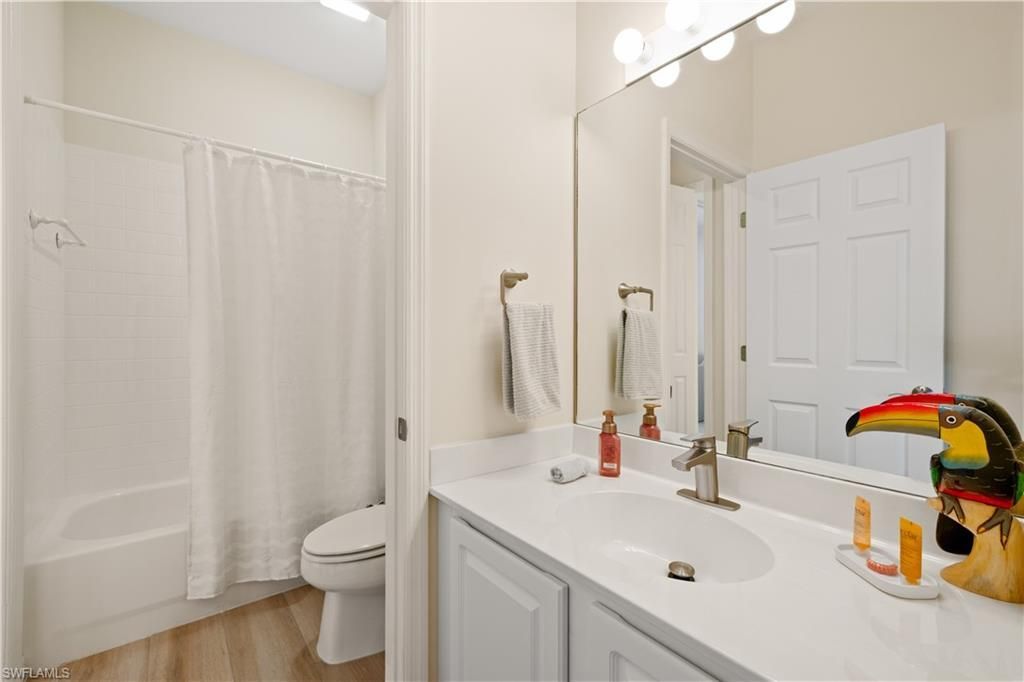 2180 Arielle Dr, Unit 810, Naples, FL 34109 Photo