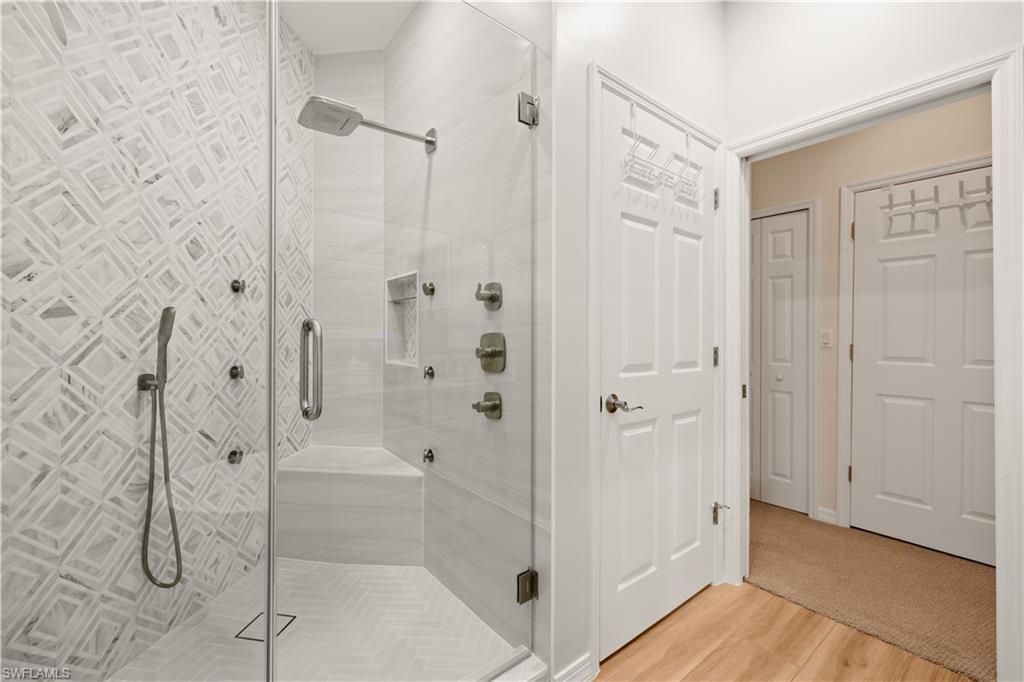 2180 Arielle Dr, Unit 810, Naples, FL 34109 Photo