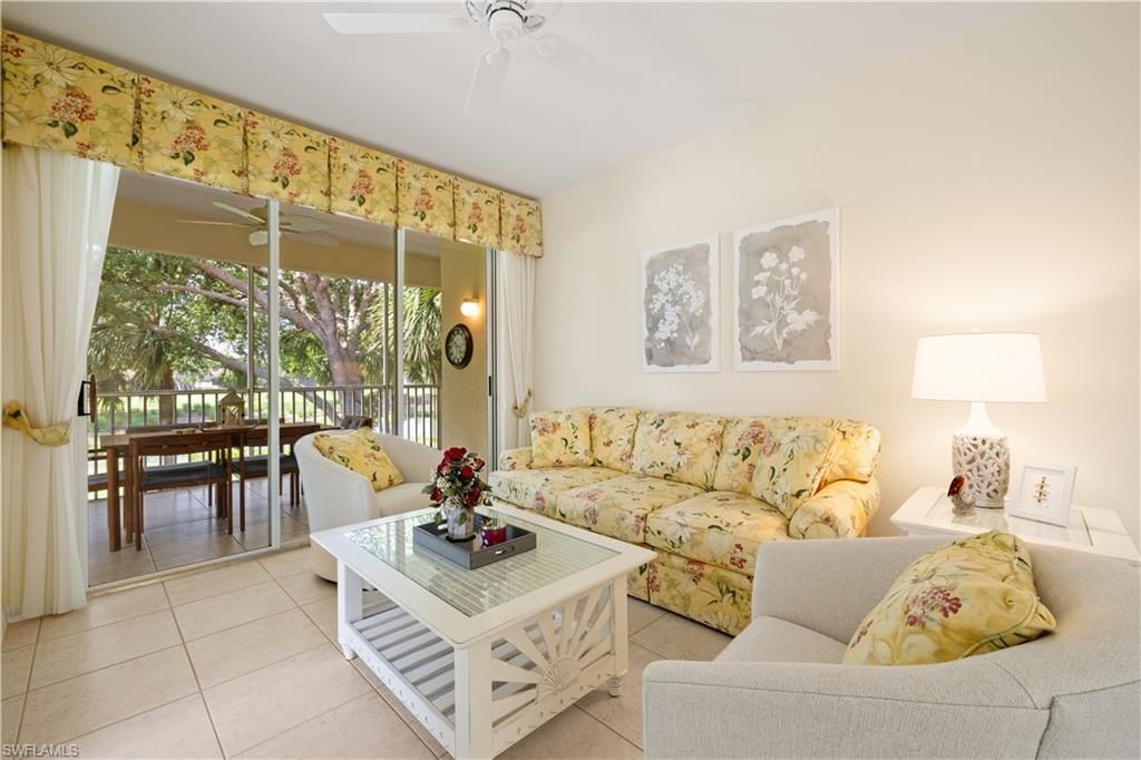 2180 Arielle Dr, Unit 810, Naples, FL 34109 Photo