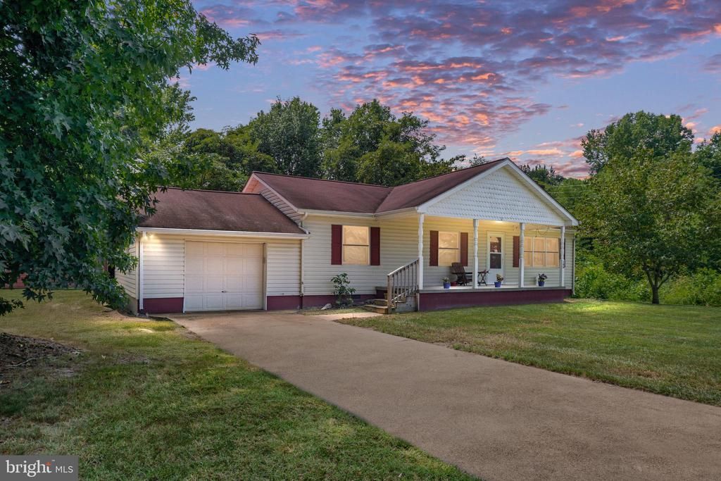 100 Latane Drive, Colonial Beach, VA 22443 Main Photo