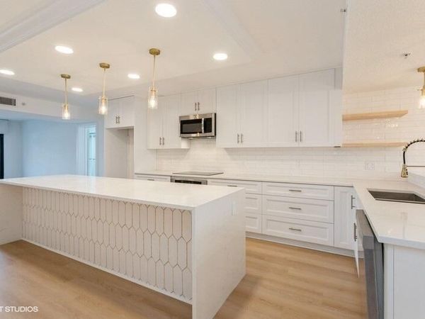 601 Seafarer Circle, Unit 101, Jupiter, FL 33477