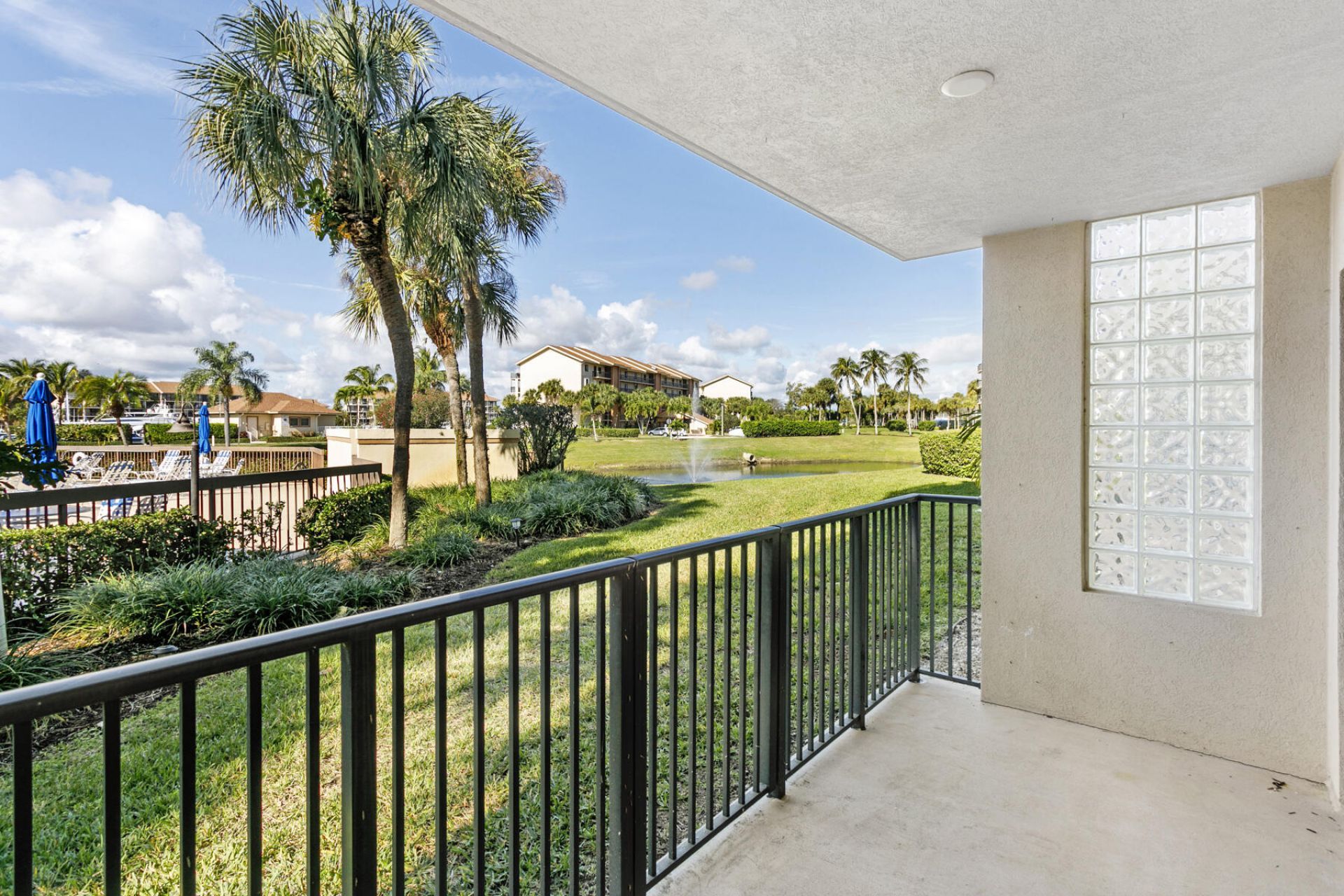 601 Seafarer Circle, Unit 101, Jupiter, FL 33477 Photo