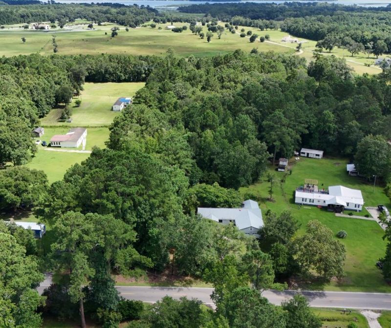 5077 Comments Road Photo 5