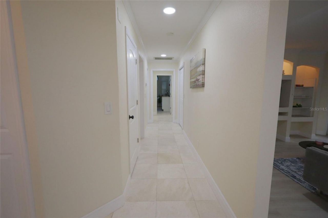 6151 Silver Oaks Drive, Zephyrhills, FL 33542 Photo