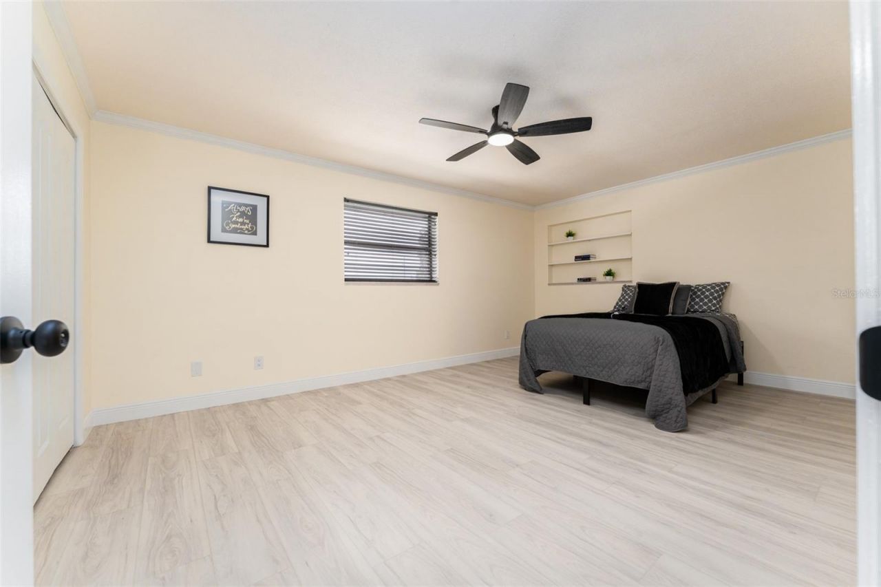 6151 Silver Oaks Drive, Zephyrhills, FL 33542 Photo
