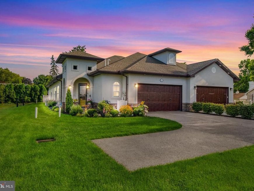 2224 Eastern Boulevard, Unit B, York, PA 17402 Main Photo