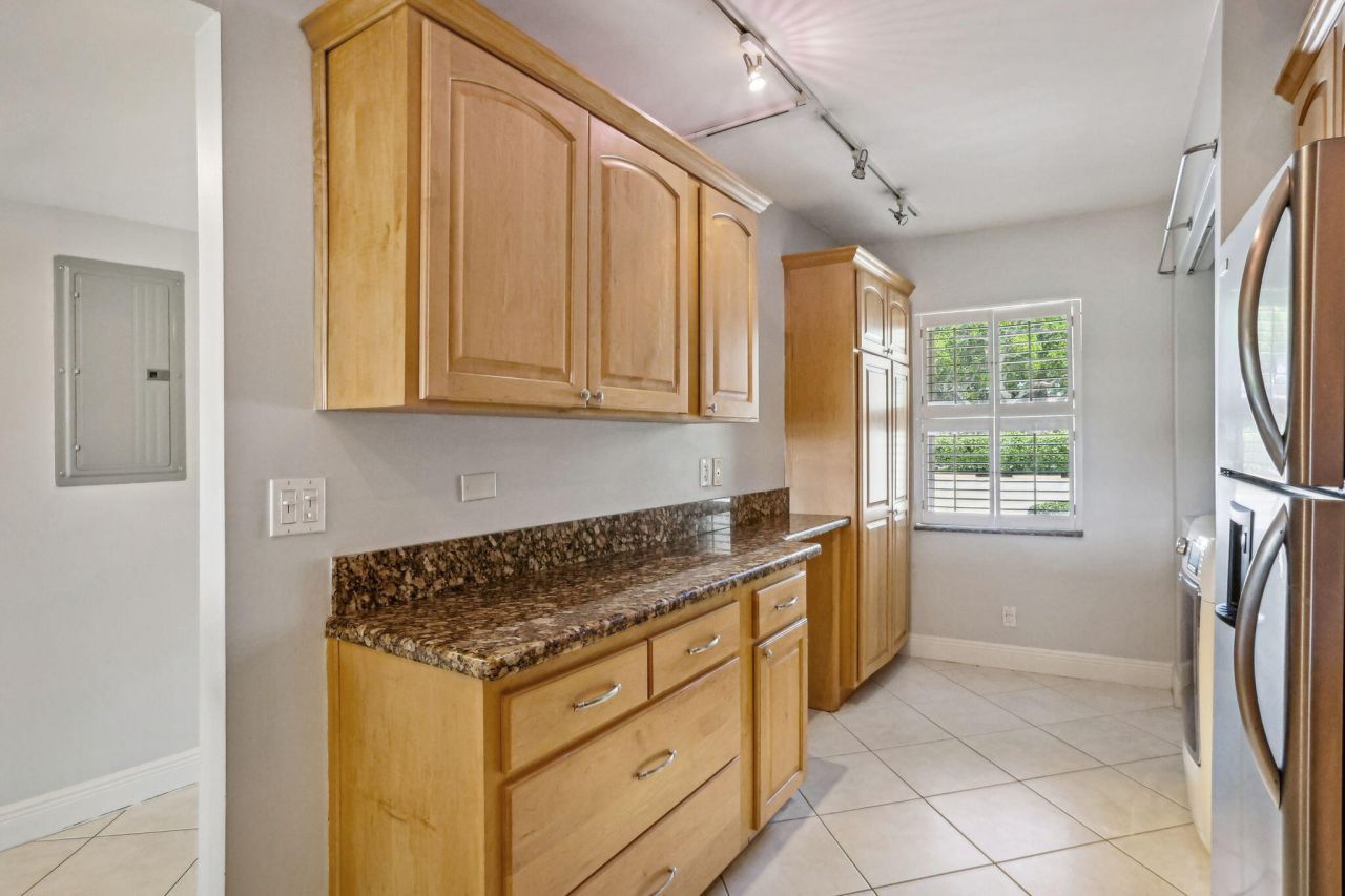 2900 SW 22nd Circle, Unit 221f, Delray Beach, FL 33445 Photo