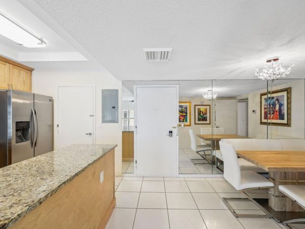 3230 S Ocean Boulevard, Unit B203, Palm Beach, FL 33480