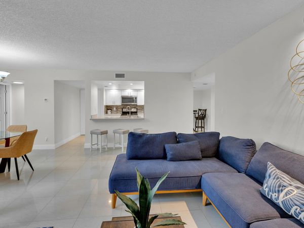 955 Dotterel 2104 Road, Unit 2104, Delray Beach, FL 33444
