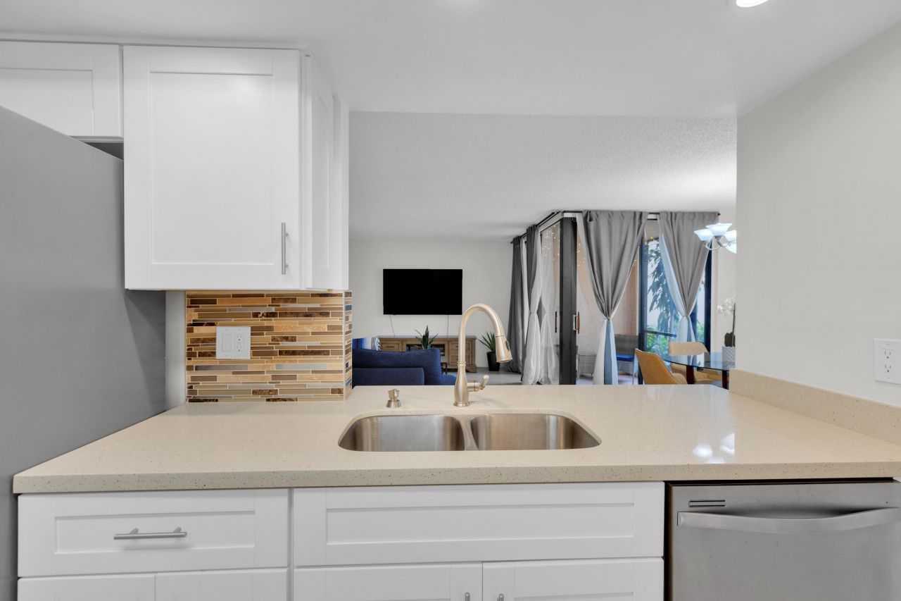 955 Dotterel 2104 Road, Unit 2104, Delray Beach, FL 33444 Photo