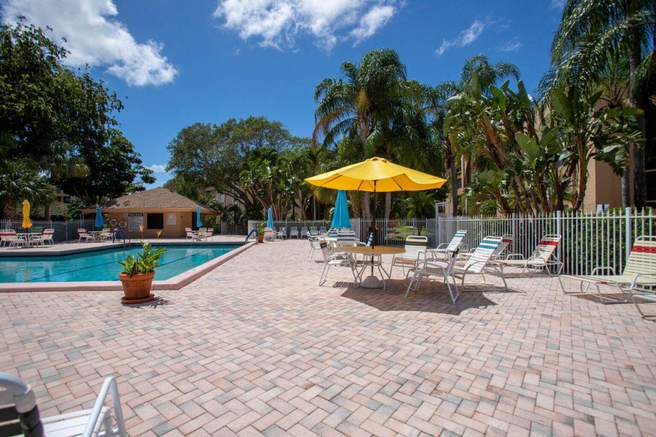 955 Dotterel 2104 Road, Unit 2104, Delray Beach, FL 33444 Photo