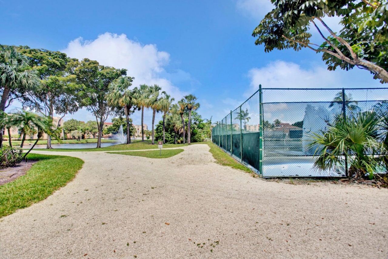 955 Dotterel 2104 Road, Unit 2104, Delray Beach, FL 33444 Photo