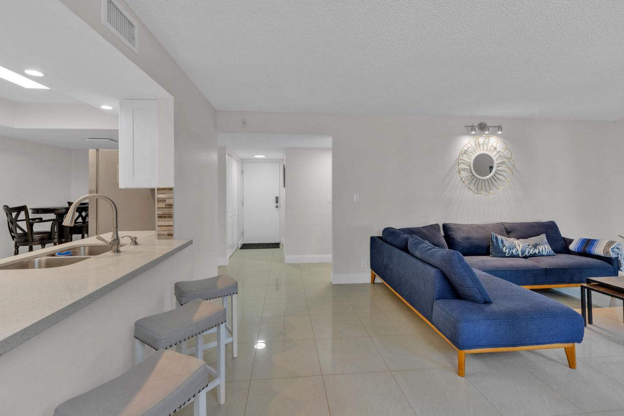 955 Dotterel 2104 Road, Unit 2104, Delray Beach, FL 33444 Photo