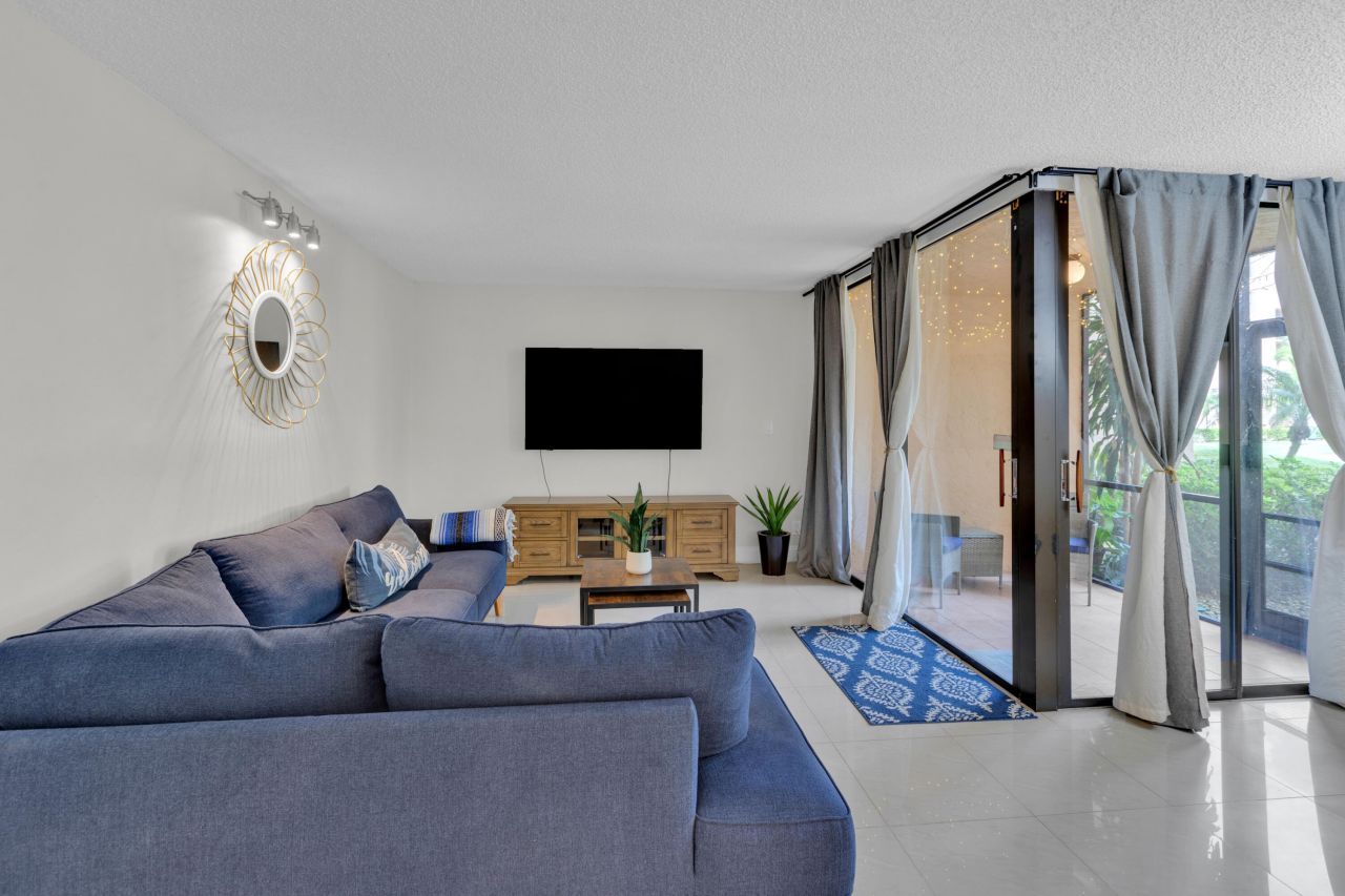 955 Dotterel 2104 Road, Unit 2104, Delray Beach, FL 33444 Photo