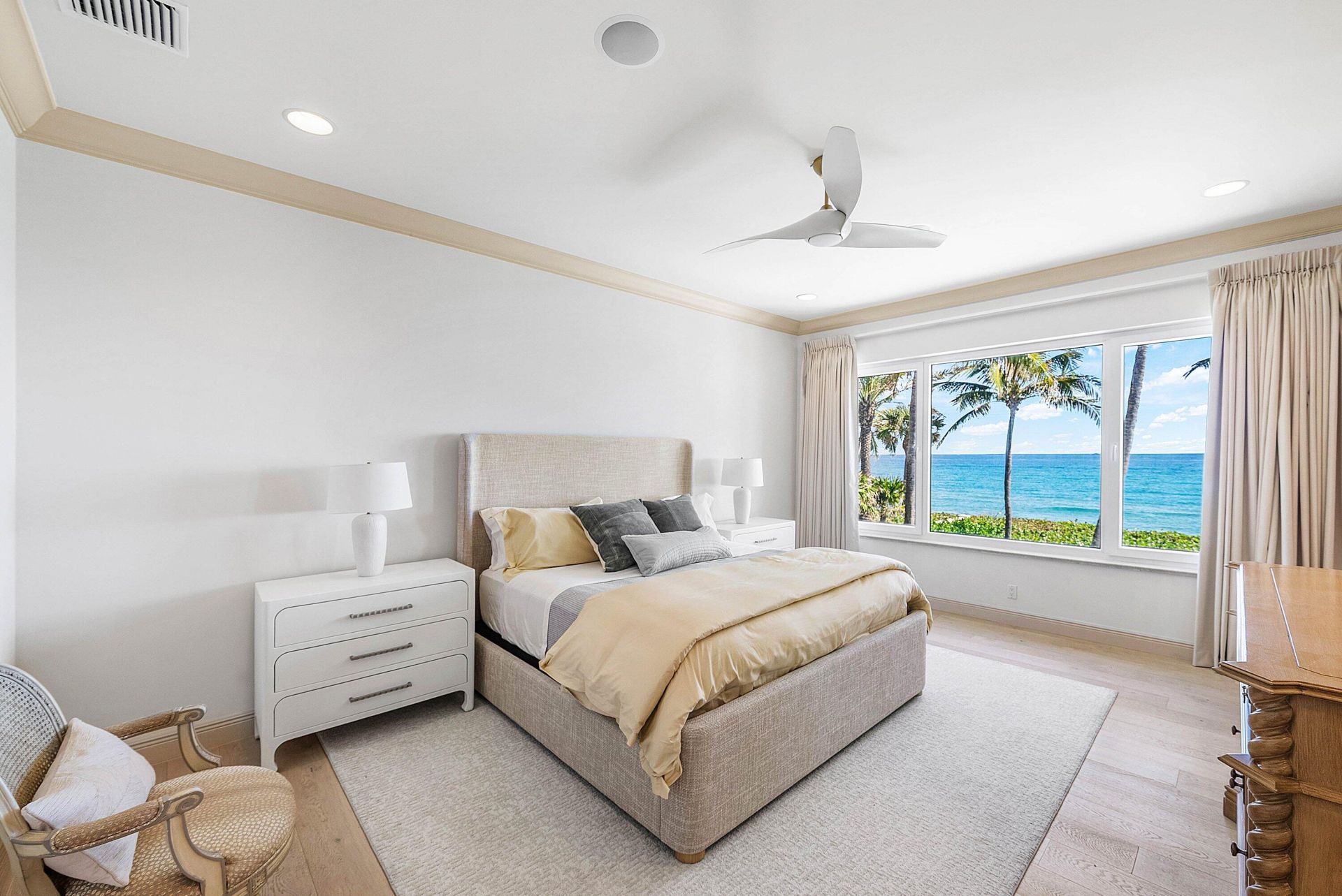 6373 N Ocean Boulevard, Ocean Ridge, FL 33435 Photo