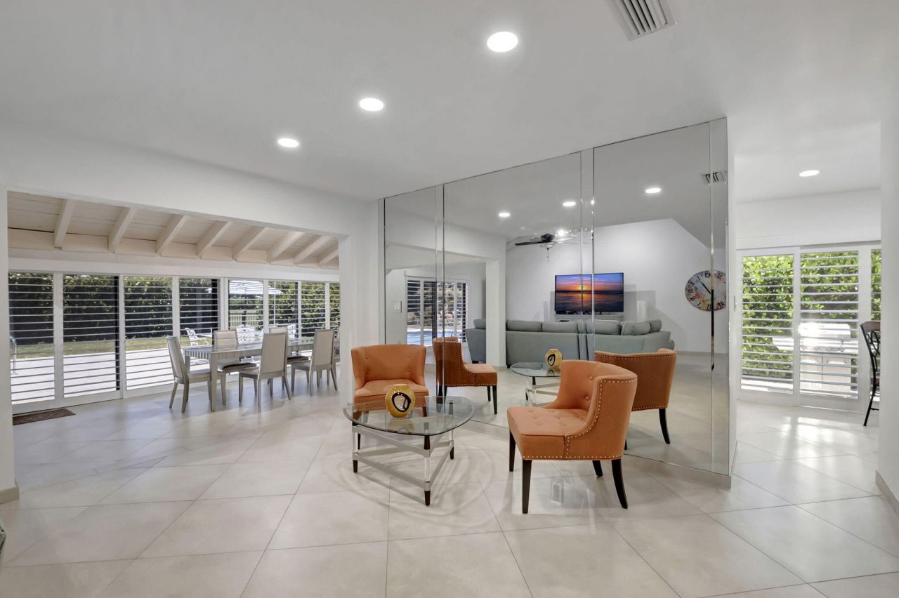 902 Foxpointe Circle, Delray Beach, FL 33445 Photo