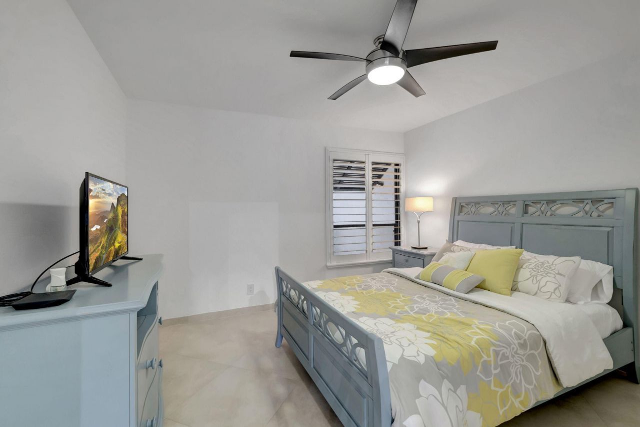 902 Foxpointe Circle, Delray Beach, FL 33445 Photo