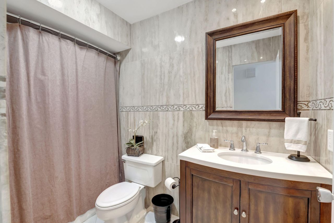 902 Foxpointe Circle, Delray Beach, FL 33445 Photo