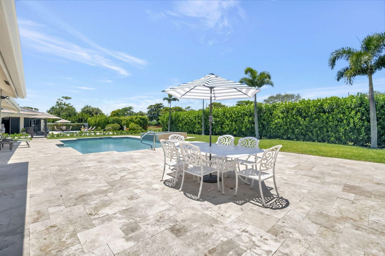 902 Foxpointe Circle, Delray Beach, FL 33445 Photo