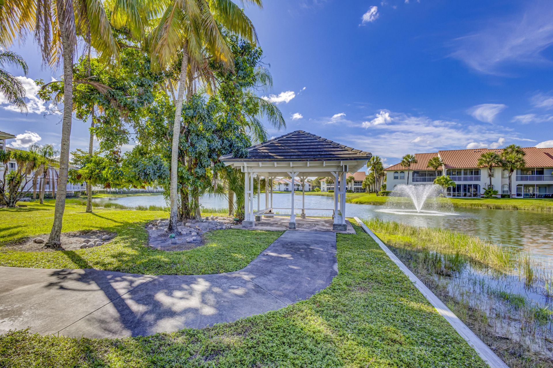 296 Cypress Point Drive, Palm Beach Gardens, FL 33418 Photo