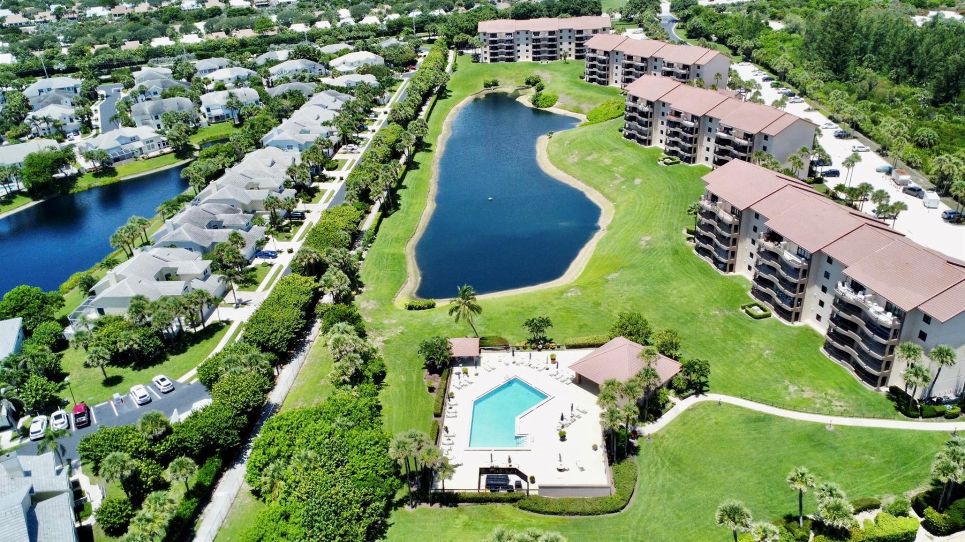 401 Ocean Bluffs Boulevard, Unit 205, Jupiter, FL 33477 Photo