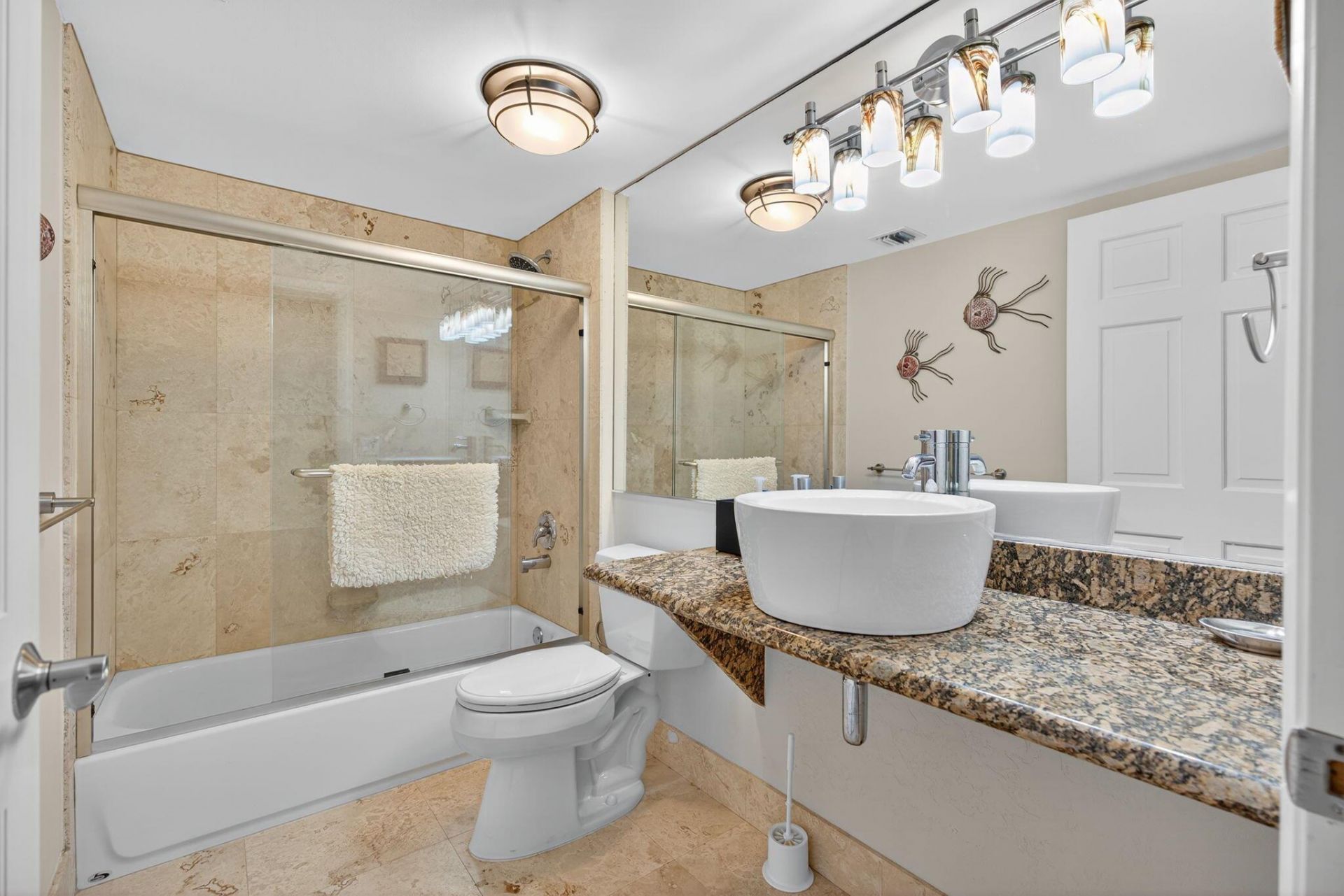 401 Ocean Bluffs Boulevard, Unit 205, Jupiter, FL 33477 Photo