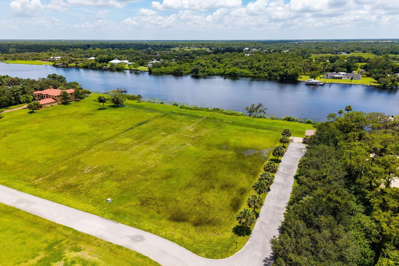 17190 Serengeti Circle, Alva, FL 33920 Photo