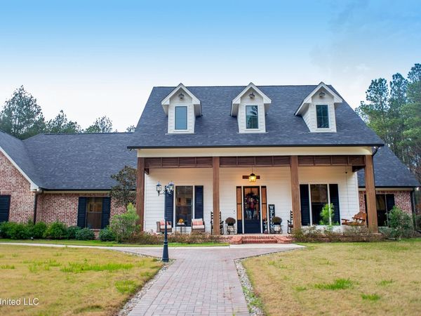 189 Stump Ridge Road, Brandon, MS 39047