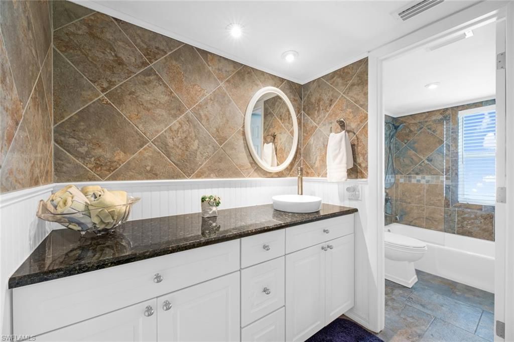 237 Albi Rd, Unit 4, Naples, FL 34112 Photo