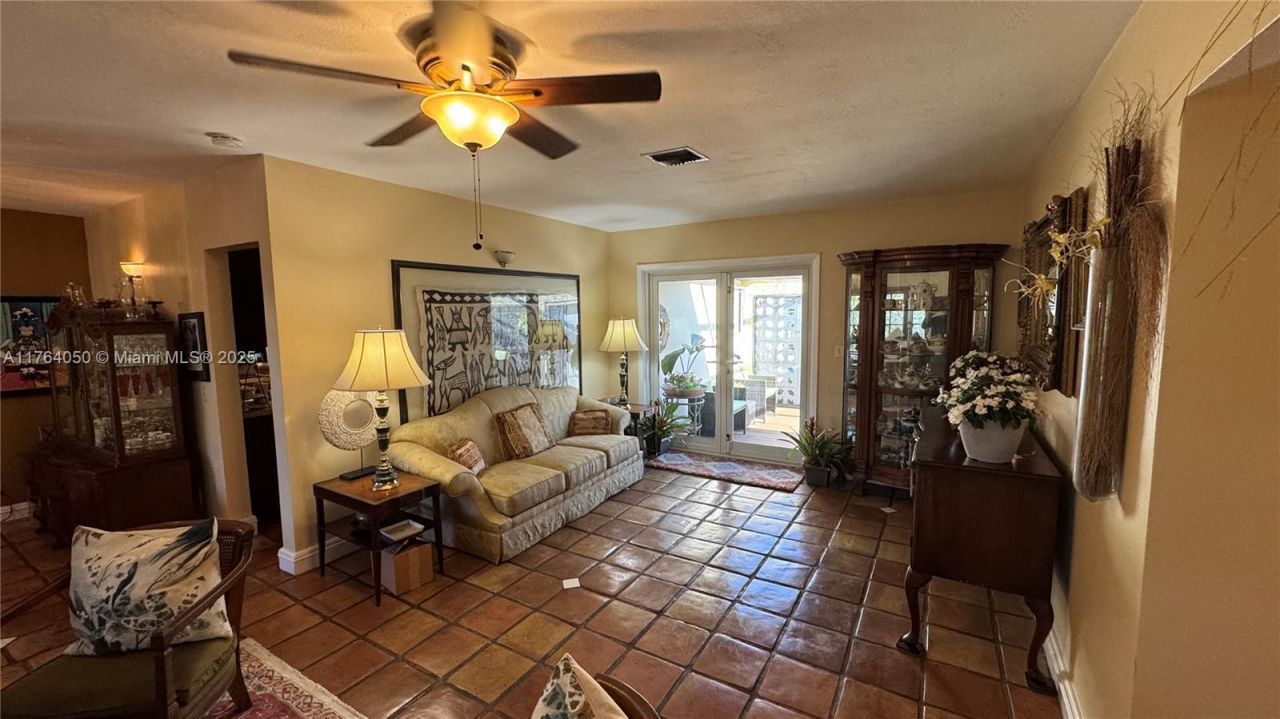 8720 SW 192nd Ter, Cutler Bay, FL 33157 Photo