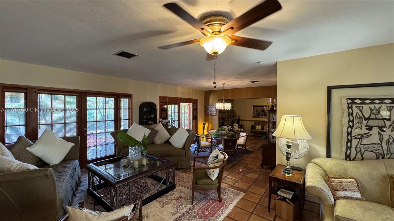 8720 SW 192nd Ter, Cutler Bay, FL 33157 Photo