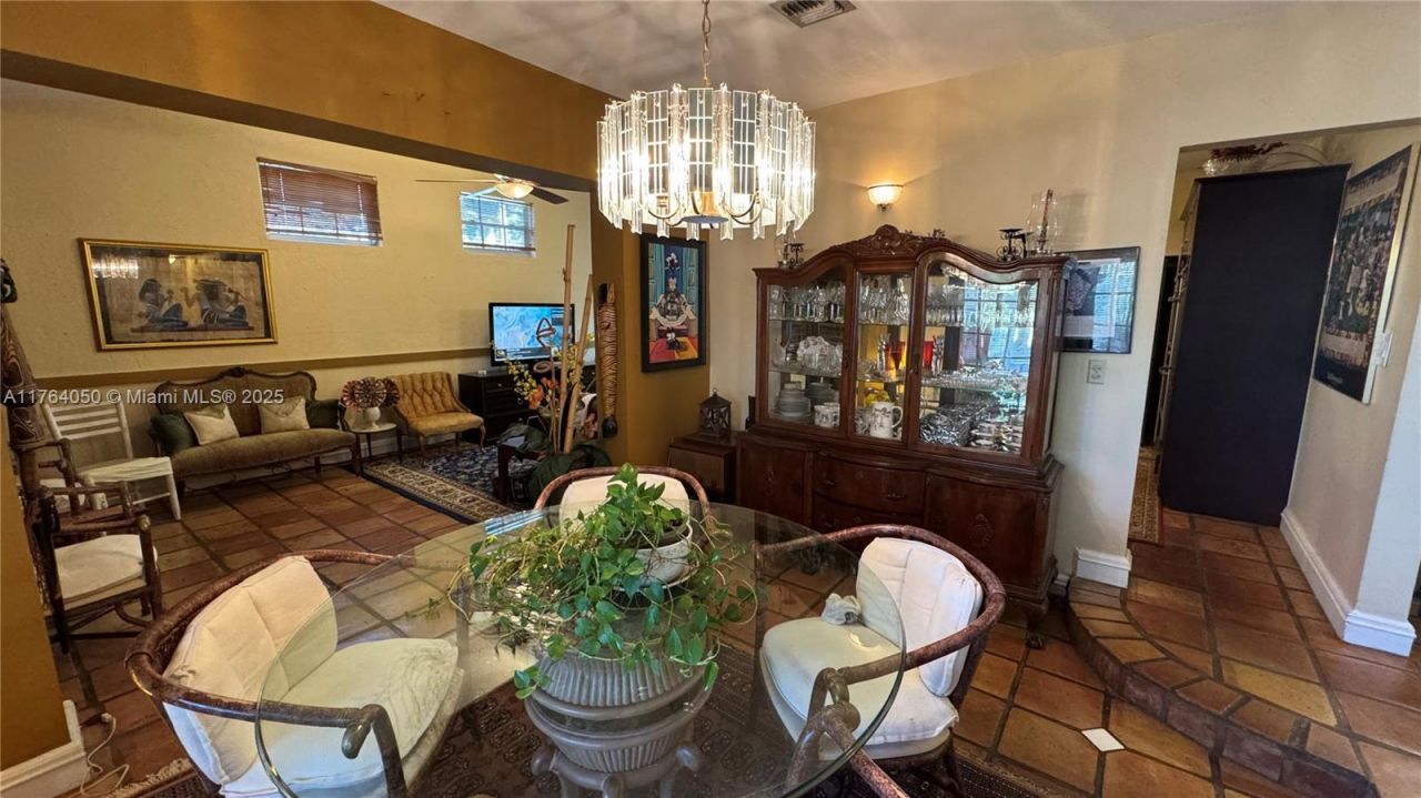 8720 SW 192nd Ter, Cutler Bay, FL 33157 Photo