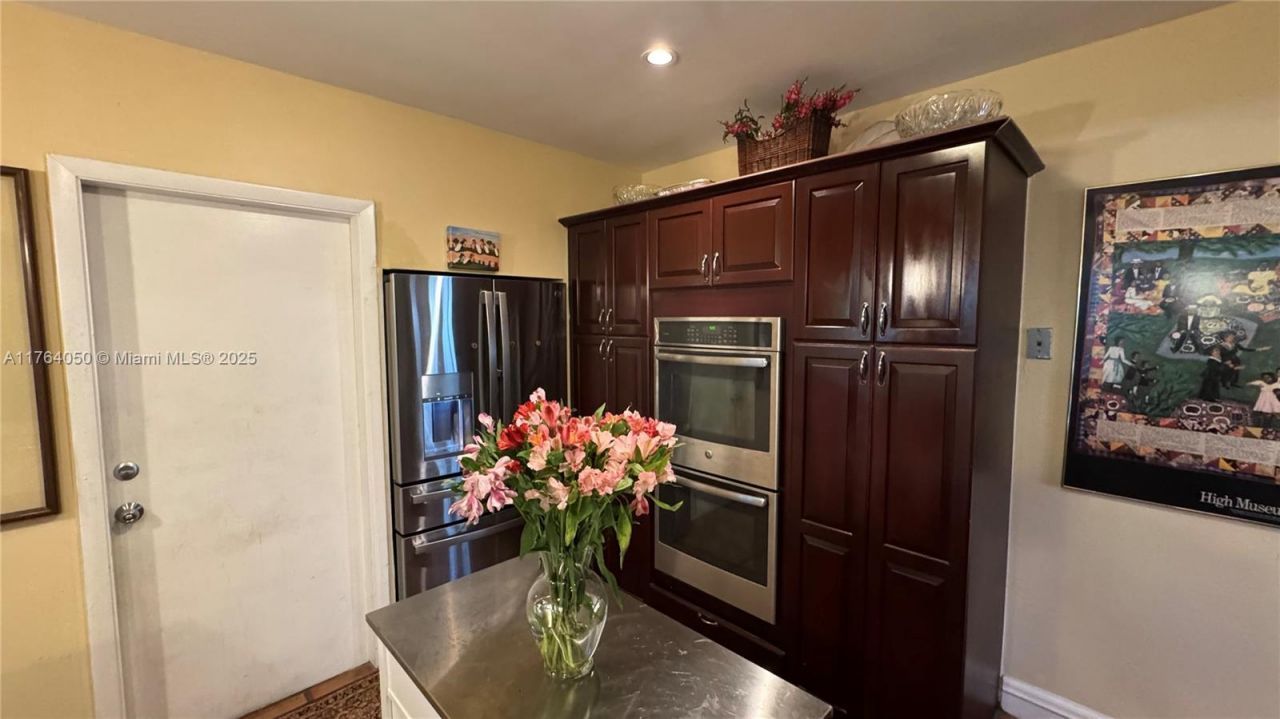 8720 SW 192nd Ter, Cutler Bay, FL 33157 Photo