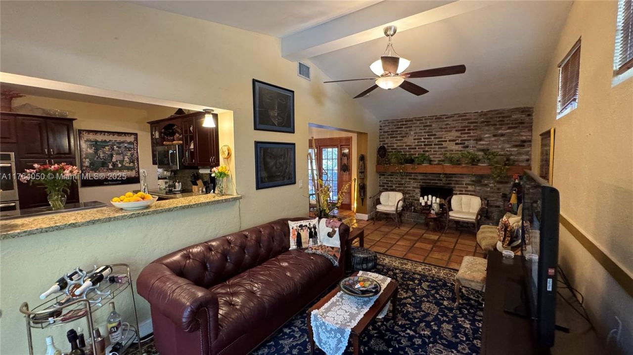 8720 SW 192nd Ter, Cutler Bay, FL 33157 Photo