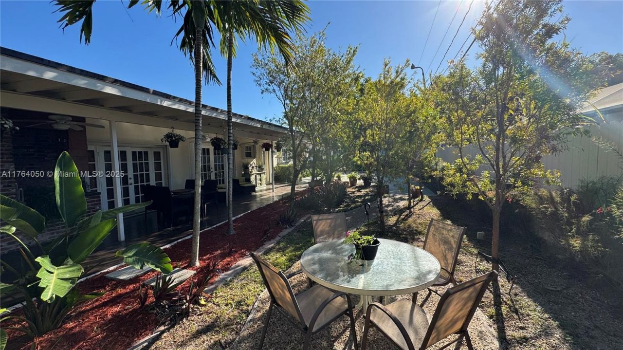 8720 SW 192nd Ter, Cutler Bay, FL 33157 Photo