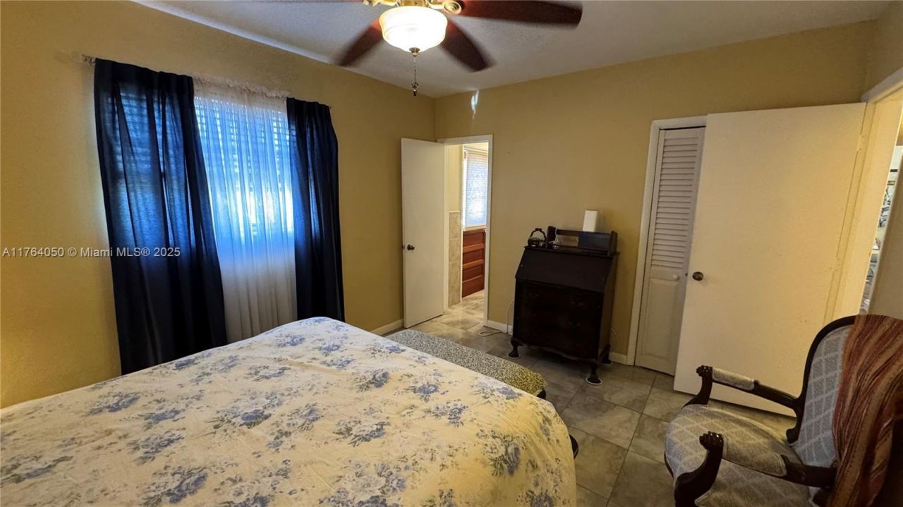 8720 SW 192nd Ter, Cutler Bay, FL 33157 Photo