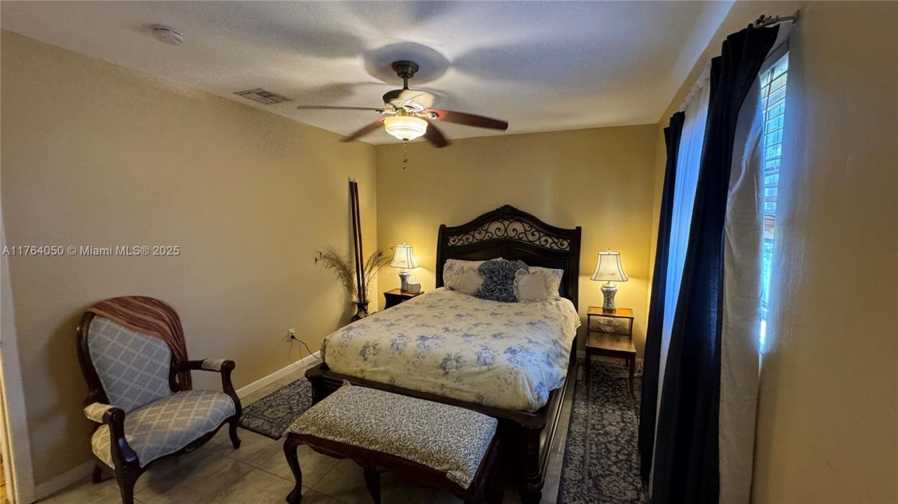 8720 SW 192nd Ter, Cutler Bay, FL 33157 Photo