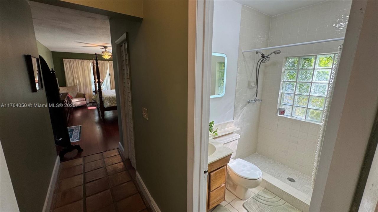 8720 SW 192nd Ter, Cutler Bay, FL 33157 Photo