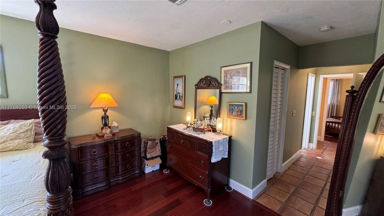 8720 SW 192nd Ter, Cutler Bay, FL 33157 Photo