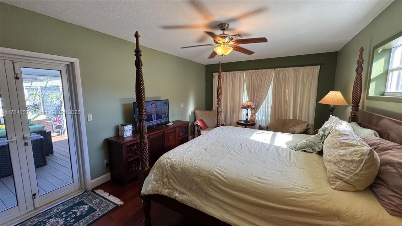 8720 SW 192nd Ter, Cutler Bay, FL 33157 Photo