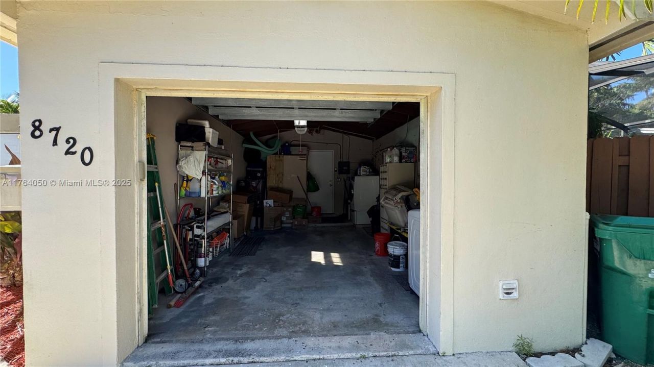 8720 SW 192nd Ter, Cutler Bay, FL 33157 Photo