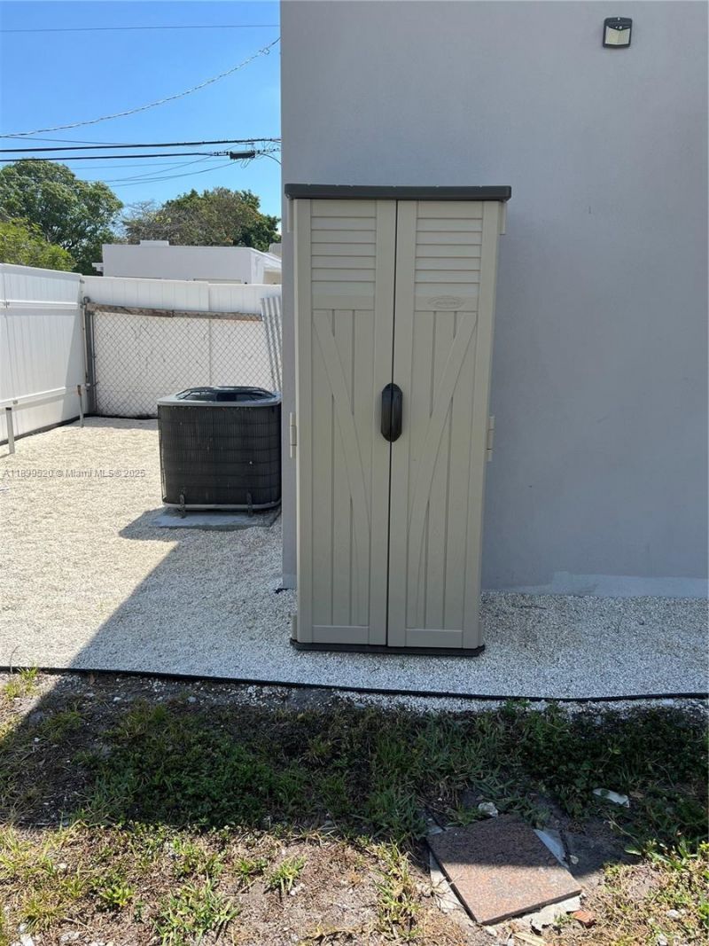 5803 Arthur St, Hollywood, FL 33021 Photo