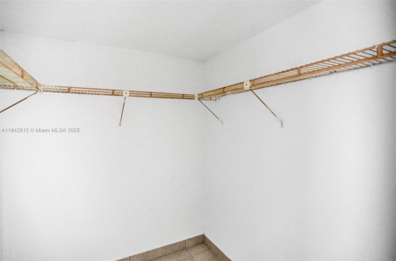 6361 N Falls Cir Dr, Unit 209, Lauderhill, FL 33319 Photo