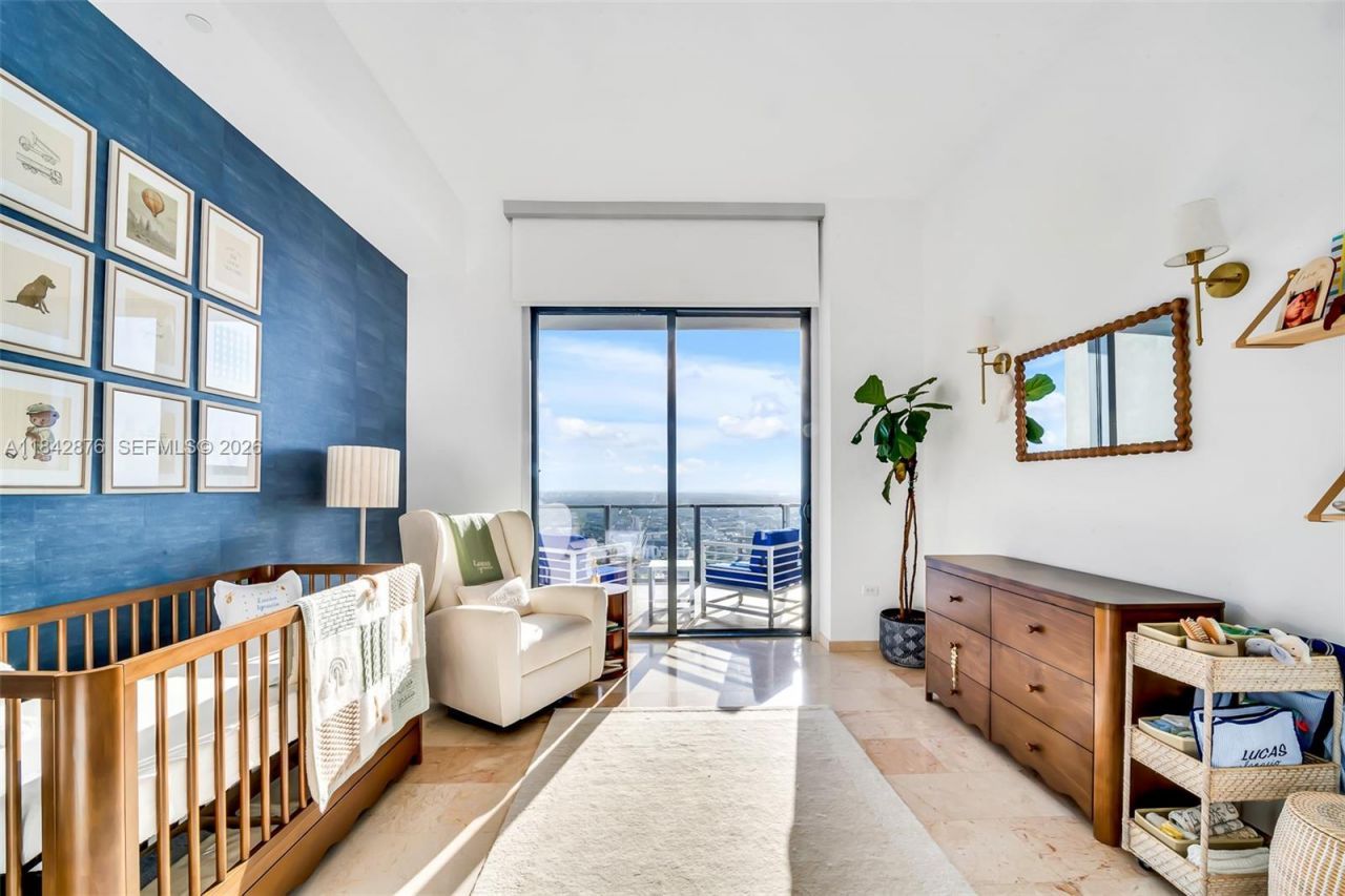 88 SW 7th St, Unit 4004, Miami, FL 33130 Photo