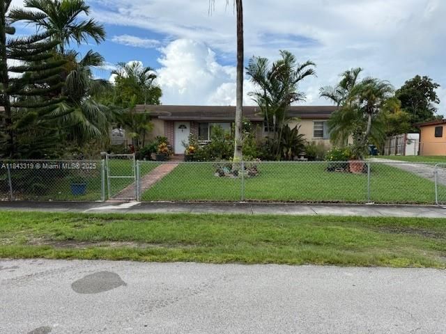 14374 SW 297th Ter, Homestead, FL 33033 Main Photo