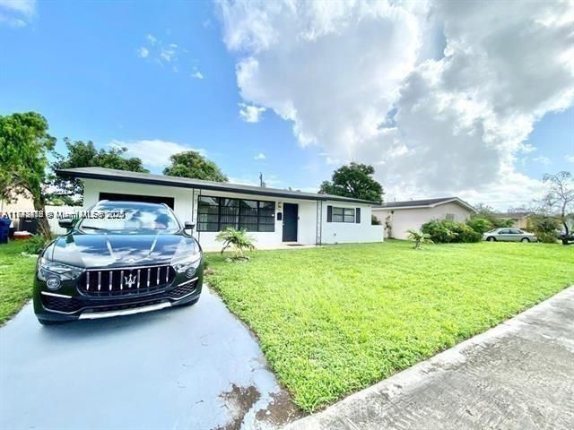 6521 NW 21st St, Sunrise, FL 33313 Photo